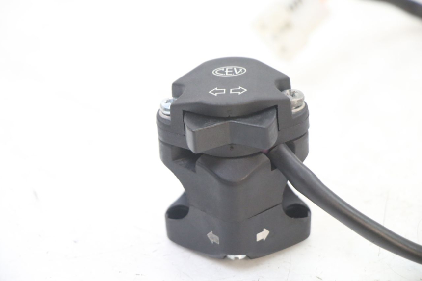photo de COMMODO GAUCHE DERBI SENDA SM DRD X-TREME 50 (2011 - 2017)