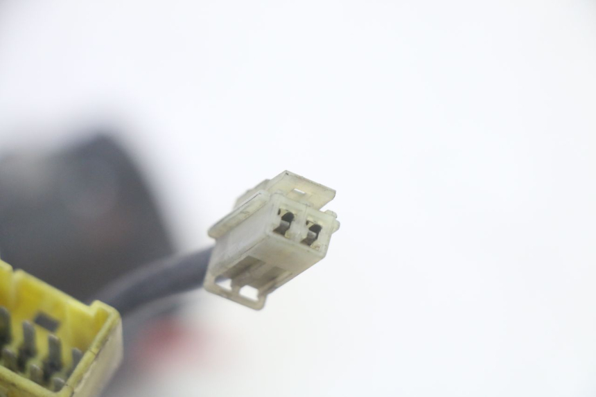 photo de COMMODO GAUCHE SUZUKI DL V STROM 1000 (2002 - 2007) - État de surface