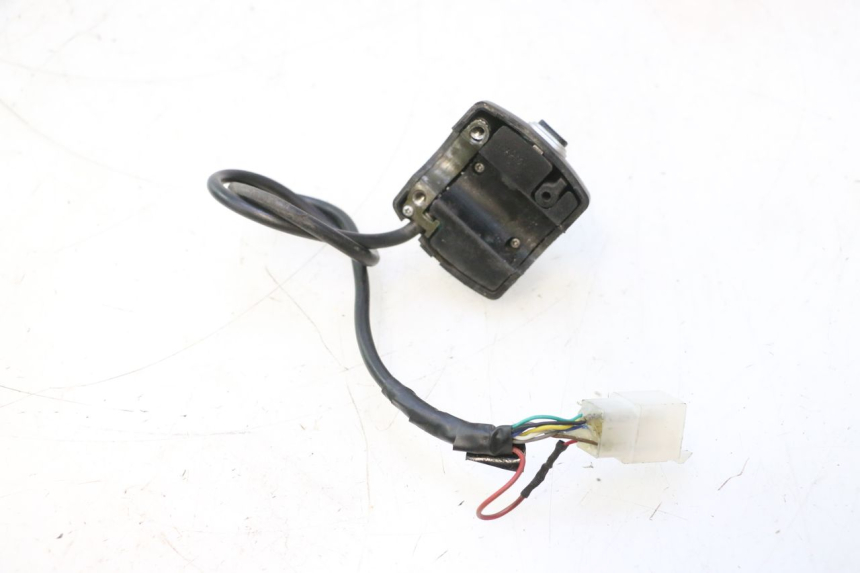 photo de COMMODO GAUCHE WAYSCRAL E-START 1 (2018 - 2022) - Zoom état d’usage