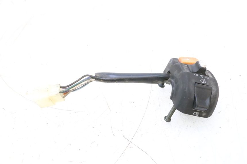 photo de COMMODO GAUCHE JM MOTORS EVOLIS 4T 50 (2018 - 2022) - Zoom état d’usage