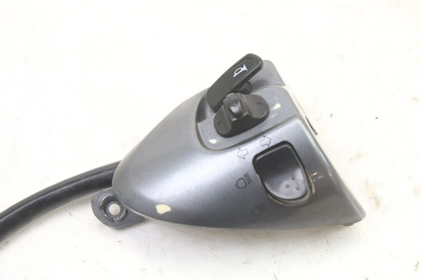 photo de COMMODO GAUCHE MBK FLAME X 125 (2007 - 2016)
