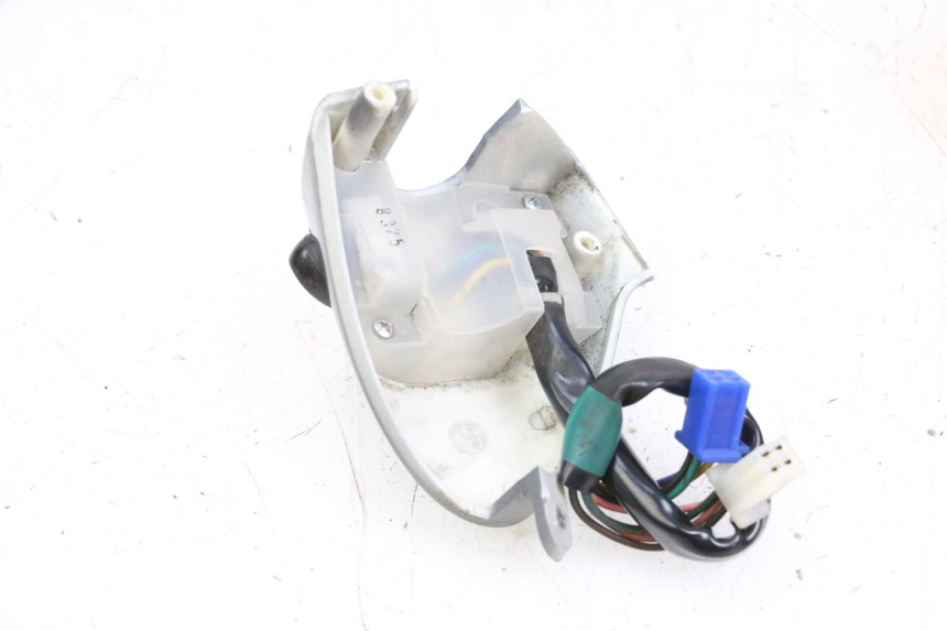 photo de COMMODO GAUCHE MBK FLAME X 125 (2007 - 2016) - Détail de la pièce