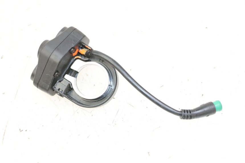 photo de COMMODO GAUCHE KUKIRIN G2 MASTER 1