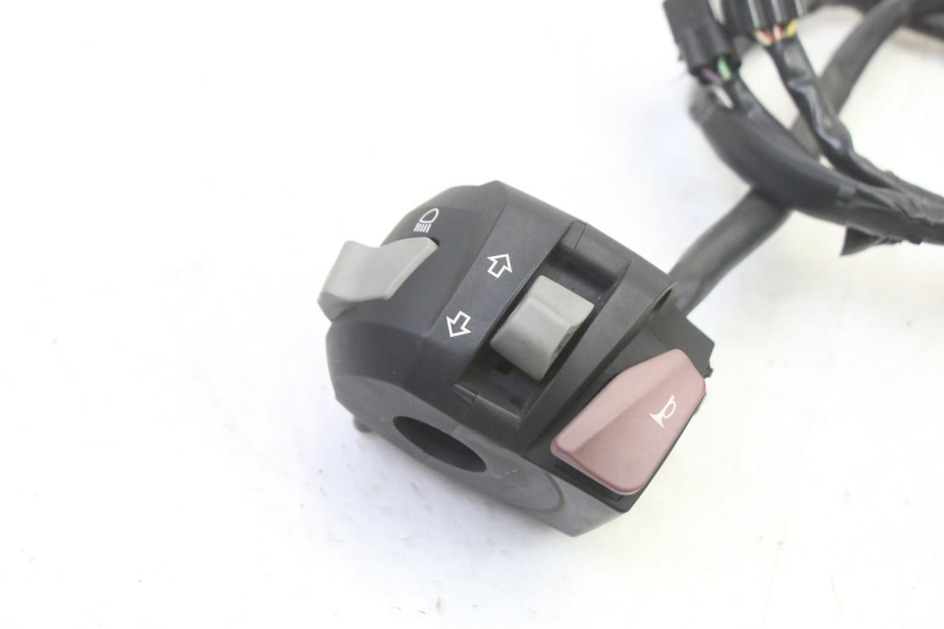 photo de COMMODO GAUCHE BMW G310 R 310 (2016 - 2020)