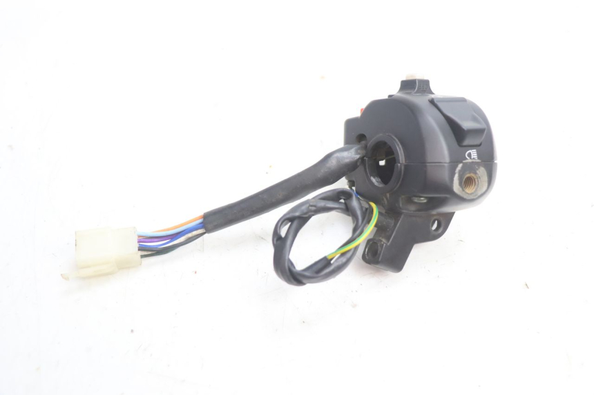 photo de COMMODO GAUCHE VASTRO GP 2T 50 (2013 - 2017) - Zoom état d’usage