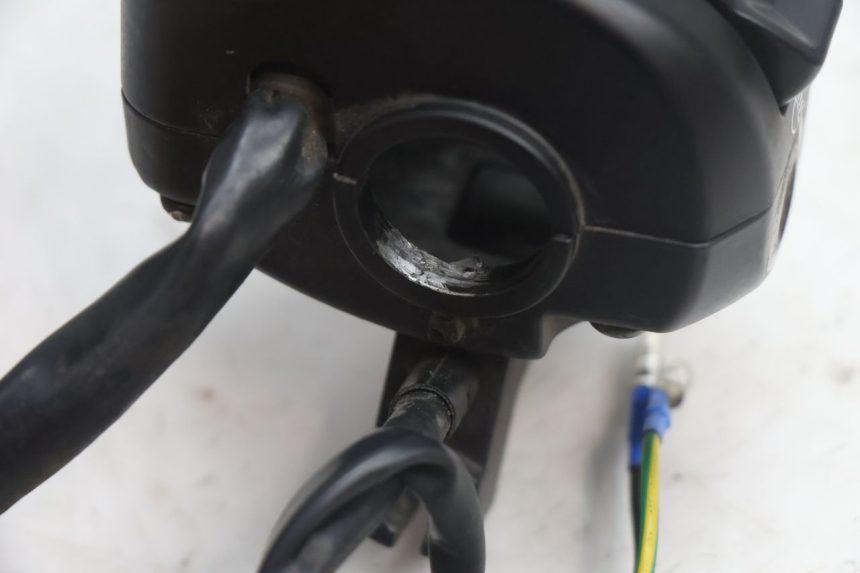 photo de COMMODO GAUCHE VASTRO GP 2T 50 (2013 - 2017) - Points de fixation