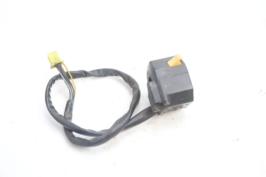 photo de COMMODO GAUCHE SUZUKI GSX F GSXF 750 (1988 - 1998) - Autre angle de vue