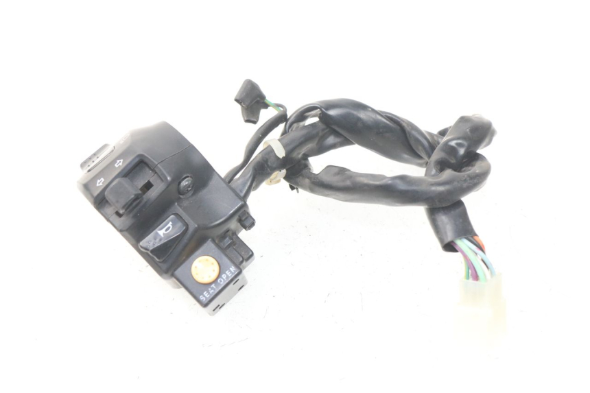 photo de COMMODO GAUCHE SYM GTS EVO 125 (2009 - 2013) - Vue principale