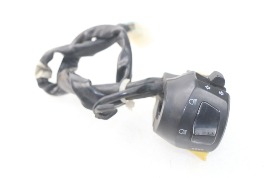 photo de COMMODO GAUCHE SYM GTS EVO 125 (2009 - 2013) - Vue d’ensemble