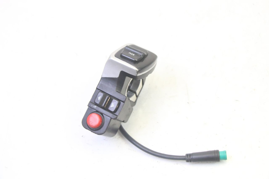 photo de COMMODO GAUCHE HITWAY H5 1