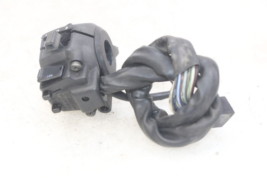 photo de COMMODO GAUCHE HONDA CBR F SC25 1000 (1989 - 1992)
