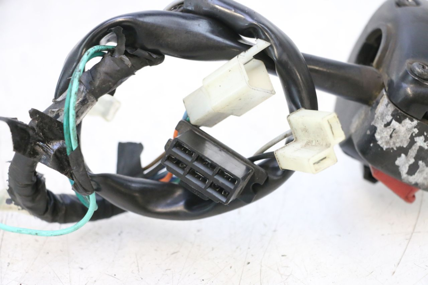 photo de COMMODO GAUCHE SYM JET 14 4T 50 (2018 - 2022) - Zoom état d’usage