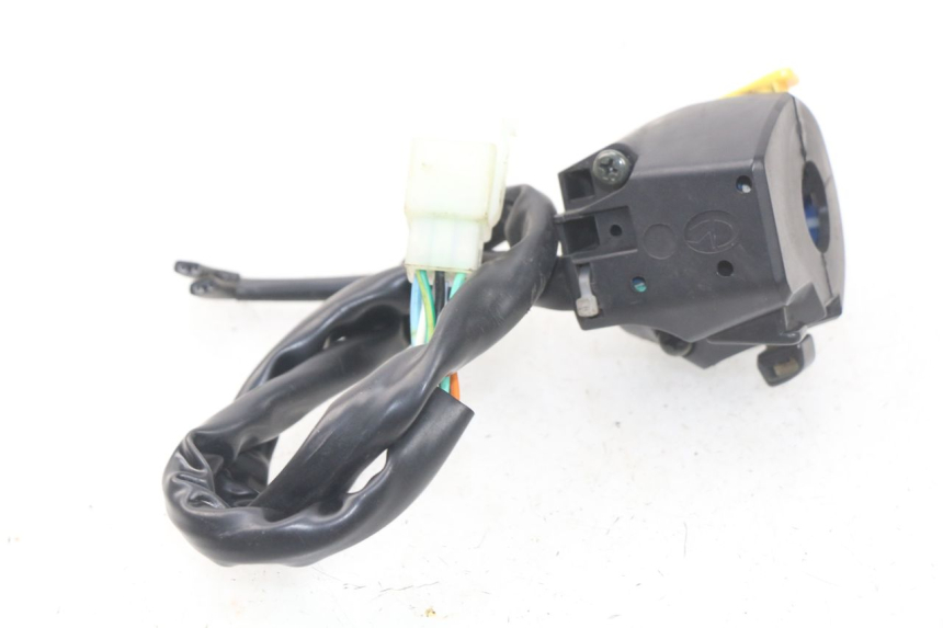 photo de COMMODO GAUCHE JONWAY GTX 2T 50 (2014 - 2020)
