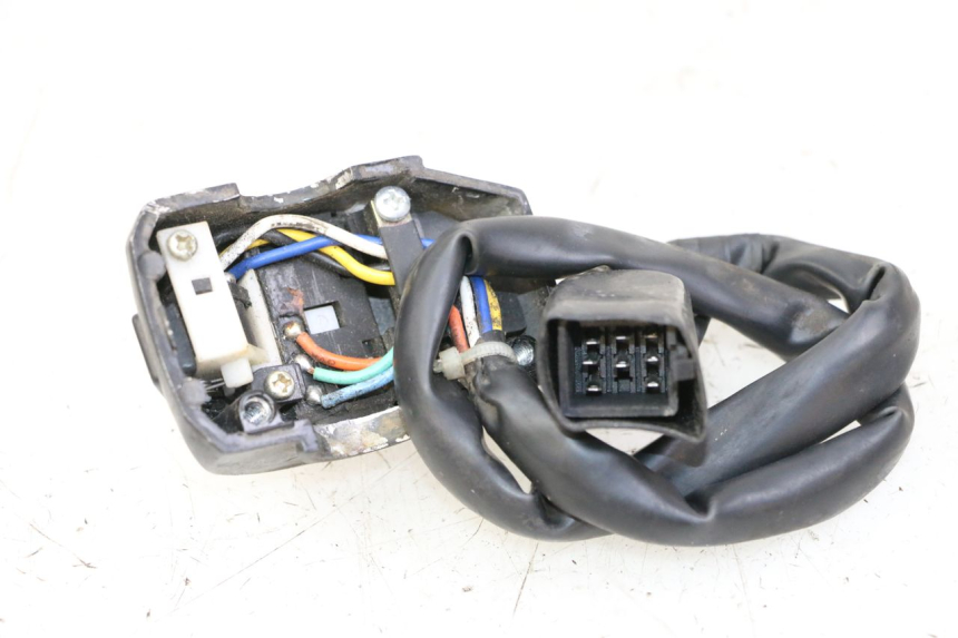 photo de COMMODO GAUCHE PEUGEOT KISBEE 2T 50 (2010 - 2017)