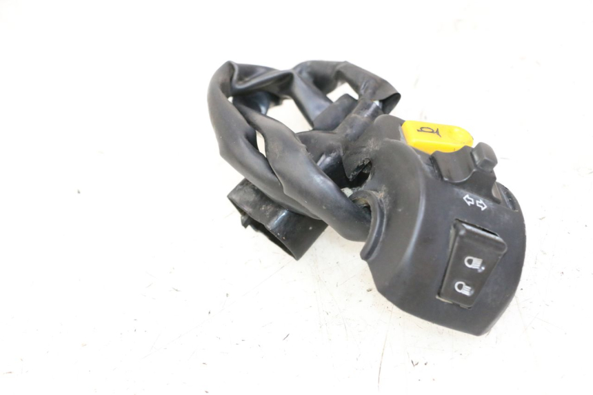 photo de COMMODO GAUCHE PEUGEOT KISBEE 2T 50 (2010 - 2017)