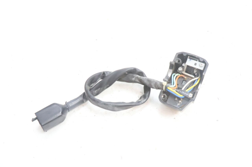 photo de COMMODO GAUCHE PEUGEOT KISBEE 2T 50 (2010 - 2017) - Vue d’ensemble