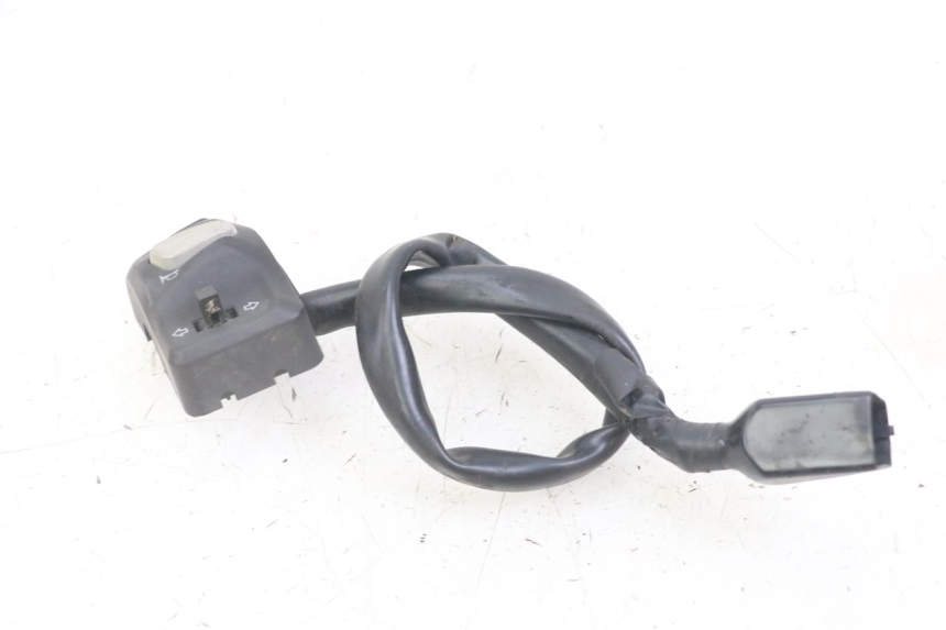 photo de COMMODO GAUCHE PEUGEOT KISBEE 4T 50 (2018 - 2022)