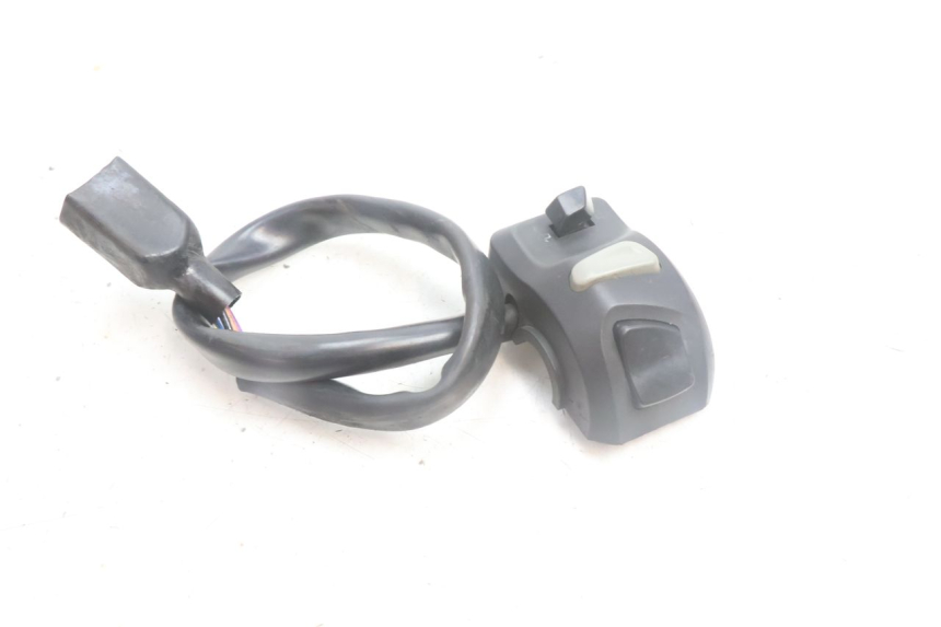 photo de COMMODO GAUCHE PEUGEOT KISBEE 4T 50 (2010 - 2017) - Zoom état d’usage