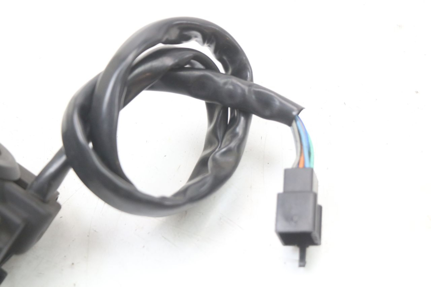 photo de Left switchgear KYMCO K-PW K-PIPE 50 (2012 - 2017)