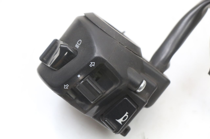 photo de COMMODO GAUCHE KYMCO SUPER 8 4T 50 (2021 - 2024)
