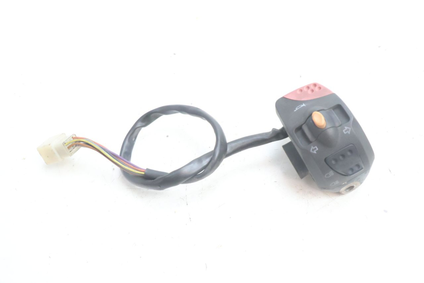 photo de COMMODO GAUCHE PEUGEOT LUDIX BLASTER 50 (2006 - 2014) - Zoom état d’usage