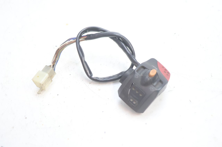 photo de COMMODO GAUCHE PEUGEOT LUDIX 50 (2005 - 2007) - Zoom état d’usage