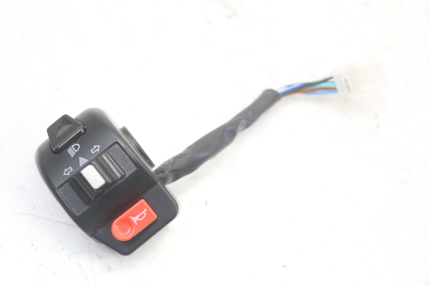 photo de COMMODO GAUCHE MASH LEGEND'R 4T 50 (2021 - 2025)