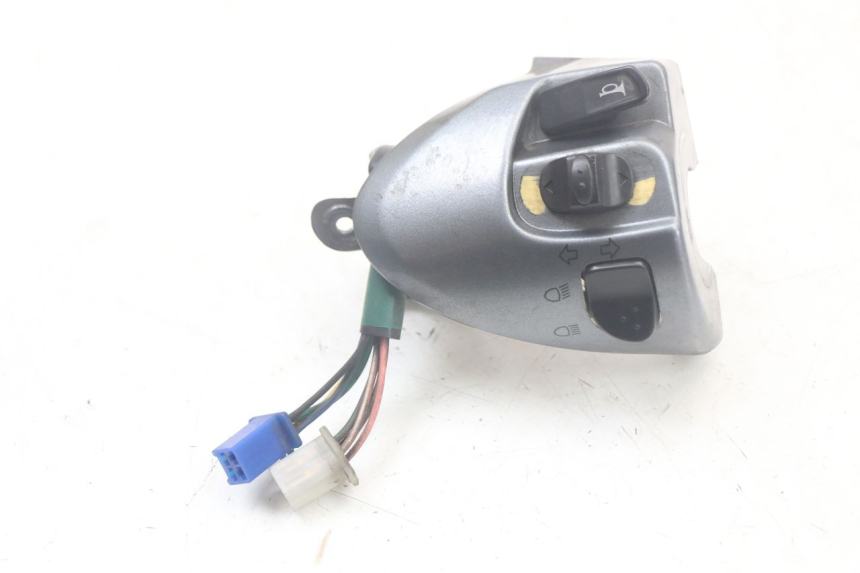 photo de COMMODO GAUCHE MBK FLAME X 125 (2004 - 2007)