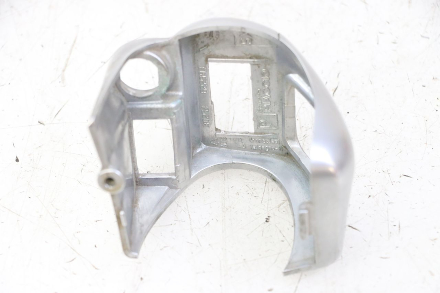 photo de COMMODO GAUCHE PIAGGIO MP3 LT 400 (2007 - 2012)