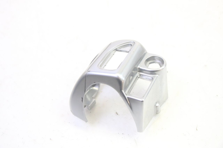 photo de COMMODO GAUCHE PIAGGIO MP3 LT 400 (2007 - 2012) - Détail de la pièce