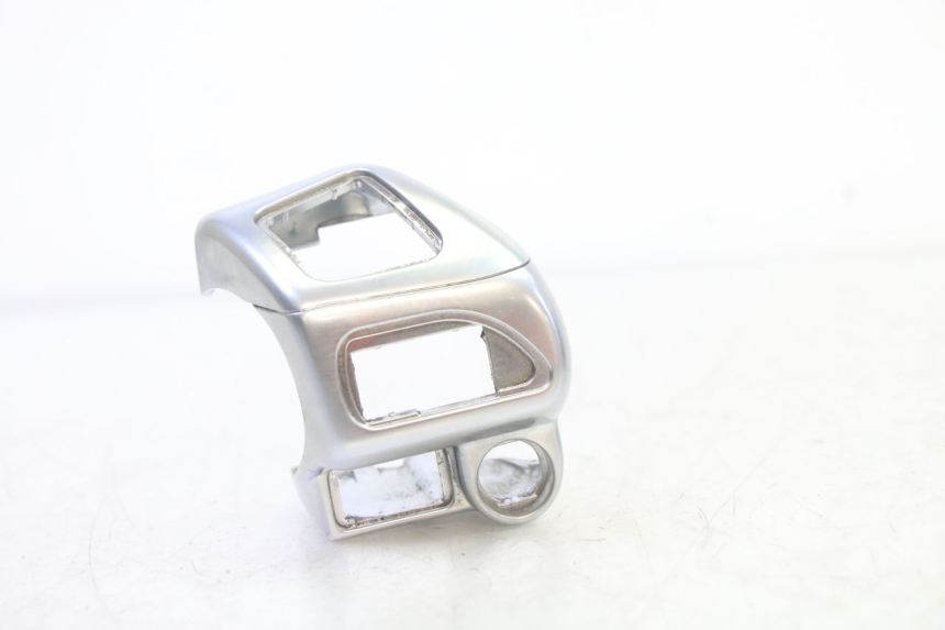 photo de COMMODO GAUCHE PIAGGIO MP3 125 (2006 - 2014)