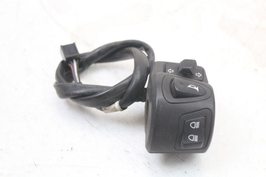 photo de COMMODO GAUCHE HONDA PCX (JF28) 125 (2009 - 2011) - Autre angle de vue