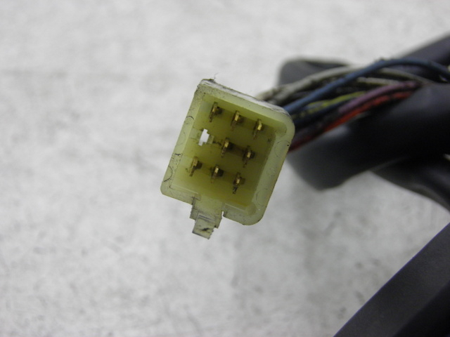 photo de COMMODO GAUCHE PEUGEOT ELYSTAR 50 (2002 - 2014)