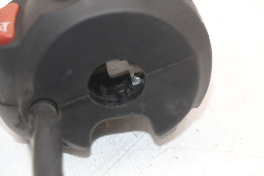 photo de COMMODO GAUCHE PEUGEOT GEOPOLIS RS 125 (2007 - 2009)