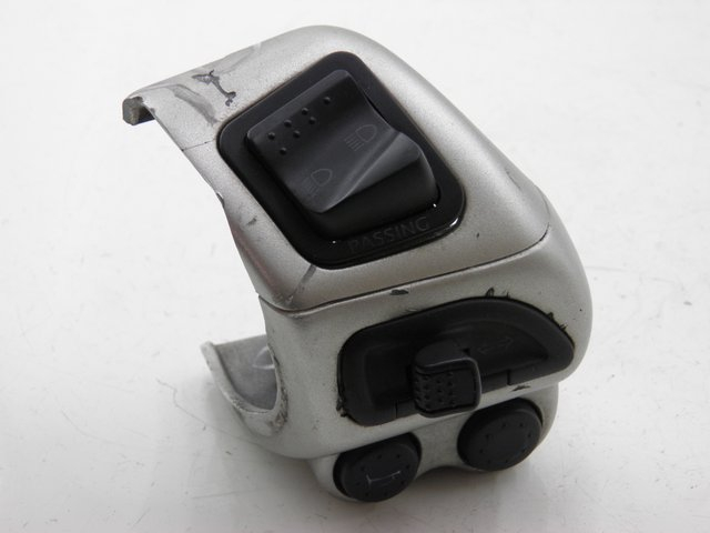 photo de COMMODO GAUCHE PIAGGIO BEVERLY 125 (2005 - 2007)