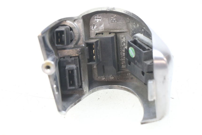 photo de COMMODO GAUCHE PIAGGIO MP3 500 (2011 - 2015)