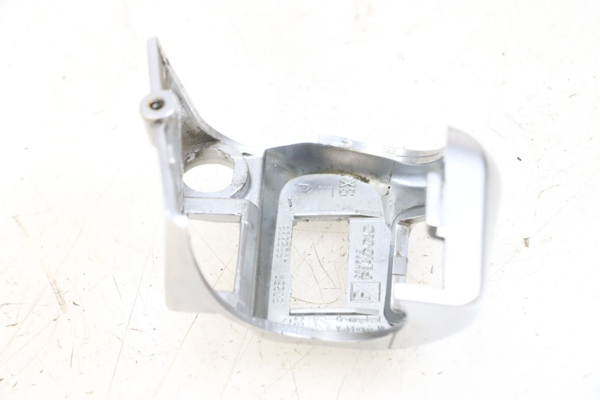 photo de COMMODO GAUCHE PIAGGIO MP3 500 (2011 - 2015)
