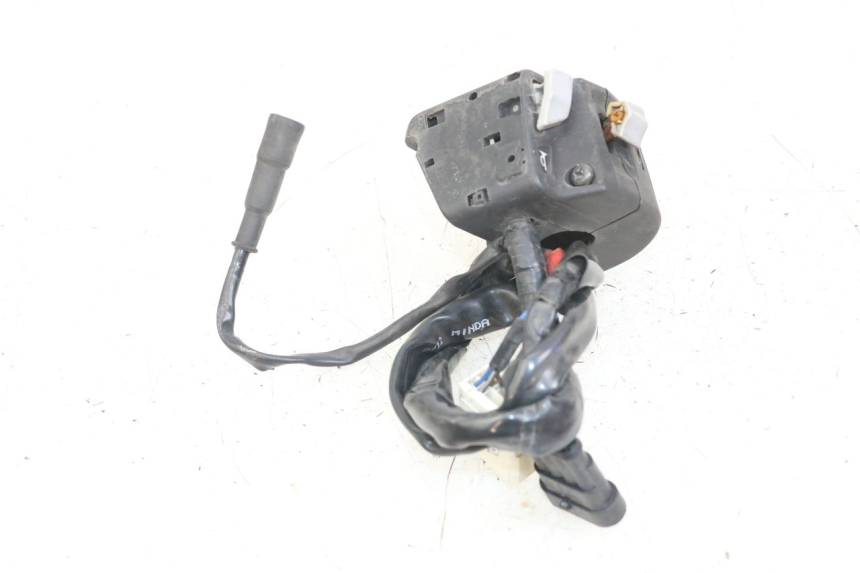 photo de COMMODO GAUCHE PIAGGIO X10 125 (2012 - 2017)