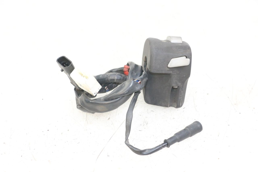 photo de COMMODO GAUCHE PIAGGIO X10 125 (2012 - 2017)