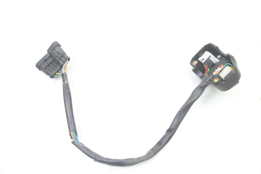 photo de COMMODO GAUCHE LIGIER PULSE 3 1 (2014 - 2020) - Gros plan technique