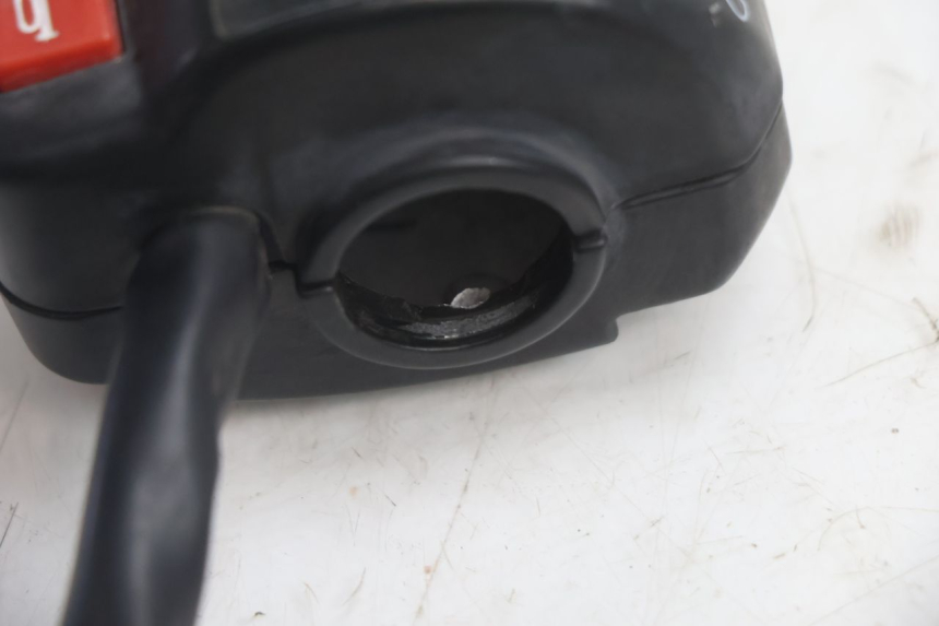 photo de COMMODO GAUCHE RAZZO QTR 50 (2011 - 2018) - Zoom état d’usage