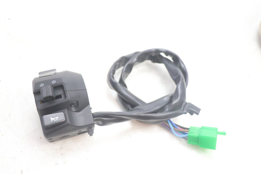 photo de COMMODO GAUCHE JM MOTORS R-MAX TECH 50 (2024 - 2026) - Vue principale