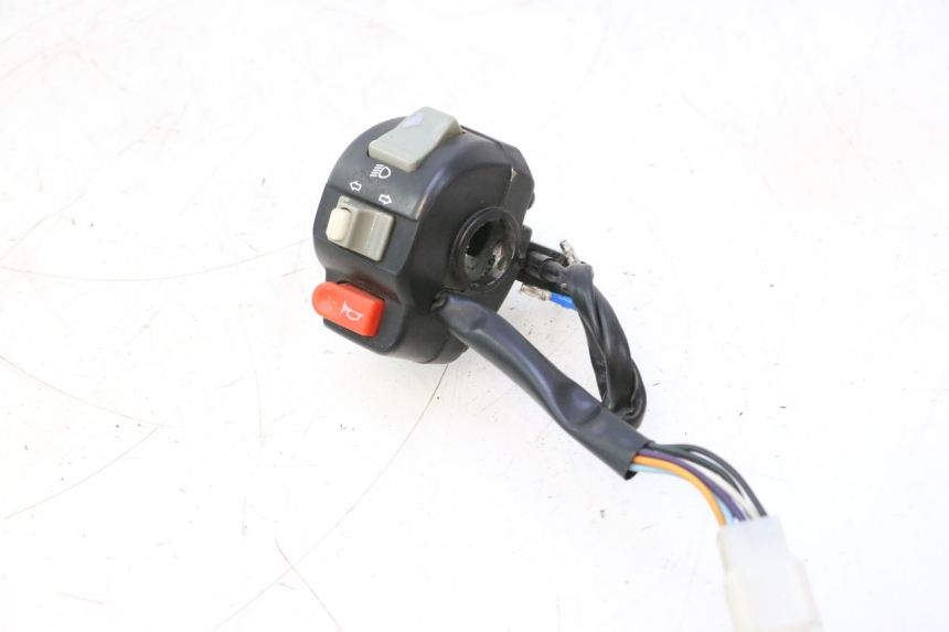 photo de COMMODO GAUCHE VASTRO R-ONE 4T 50 (2014 - 2022) - Autre angle de vue