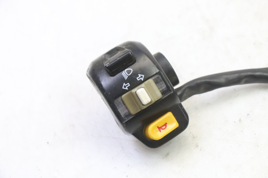 photo de COMMODO GAUCHE PGO RODOSHOW 2T 50 (2003 - 2007)