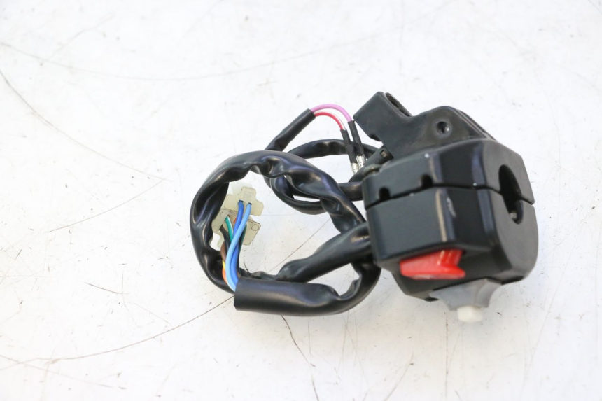 photo de COMMODO GAUCHE TNT MOTOR ROMA 12' 2T 50 (2007 - 2018) - Zoom état d’usage