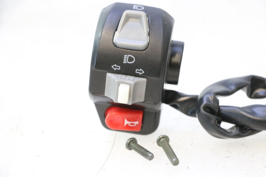 photo de COMMODO GAUCHE TNT MOTOR ROMA 12' 2T 50 (2007 - 2018) - Vue d’ensemble