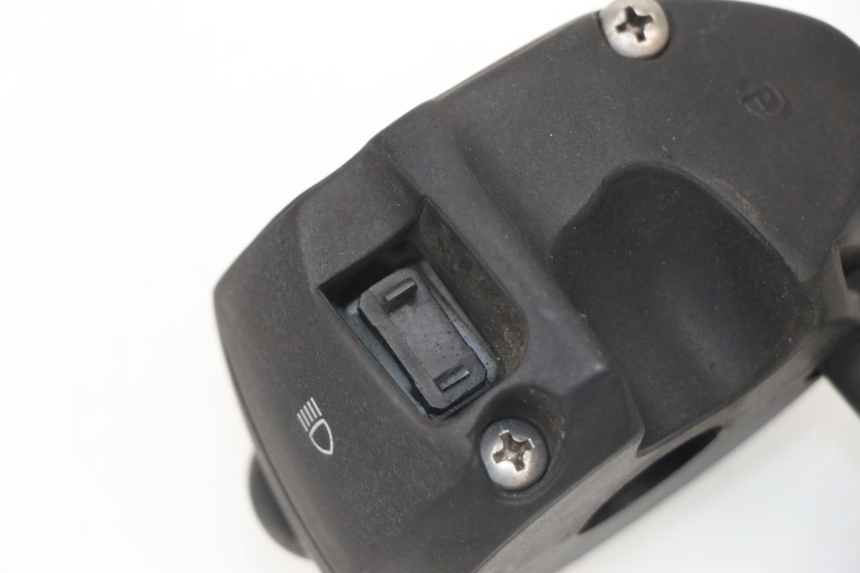photo de COMMODO GAUCHE PEUGEOT SATELIS COMPRESSOR K15 125 (2006 - 2009)