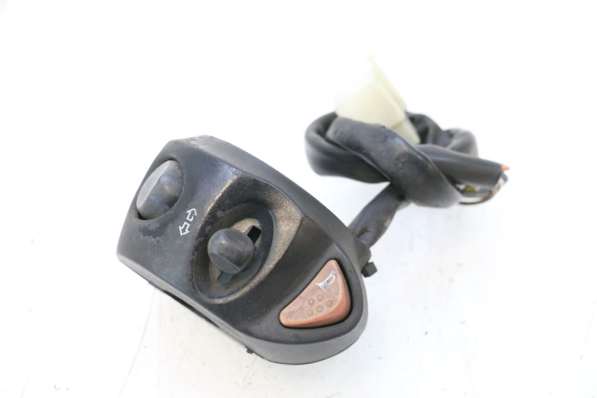 photo de COMMODO GAUCHE PEUGEOT SATELIS COMPRESSOR K15 125 (2006 - 2009) - Vue principale