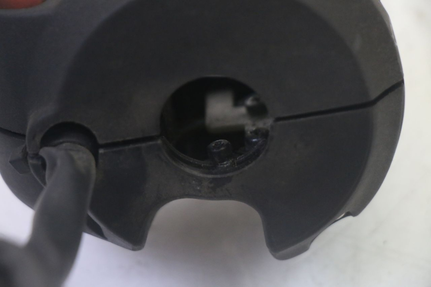 photo de COMMODO GAUCHE PEUGEOT SATELIS 125 (2006 - 2009)