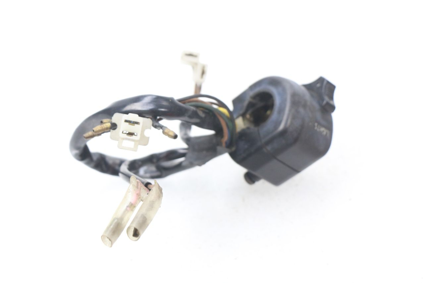 photo de COMMODO GAUCHE YAMAHA SR 125 (1982 - 2003) - Autre angle de vue